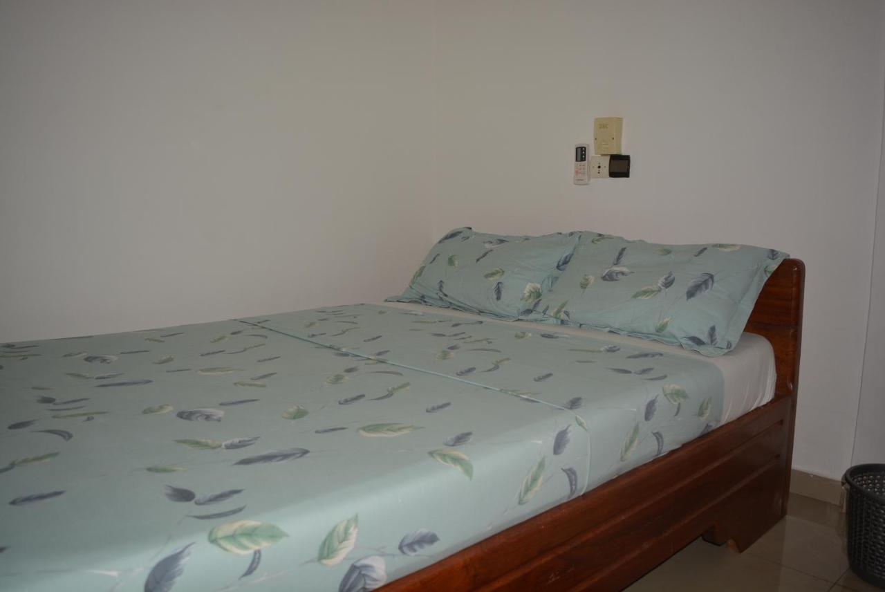 Bed and Breakfast Chez Sabine Abomey Экстерьер фото