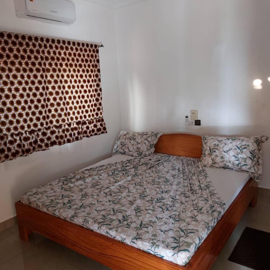 Bed and Breakfast Chez Sabine Abomey Экстерьер фото